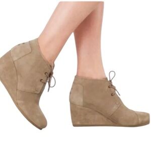TOMS Kala Desert Suede‎ Wedge Ankle Booties Size 6.5